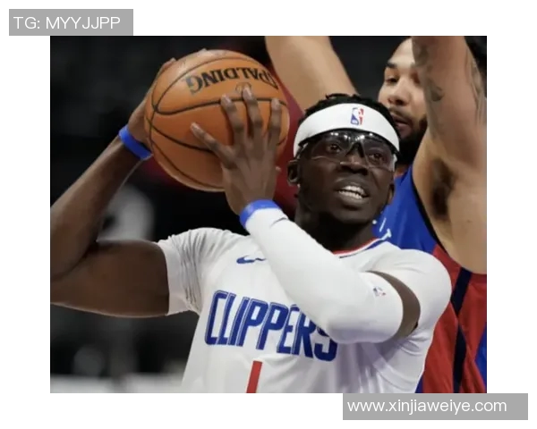 醒得太晚！杰克逊15中4拿到18分4板4助1断 末节独得14分